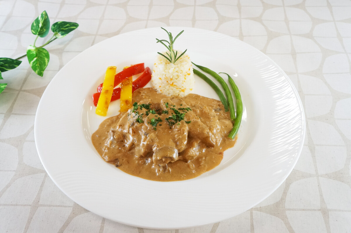 ビーフストロガノフ