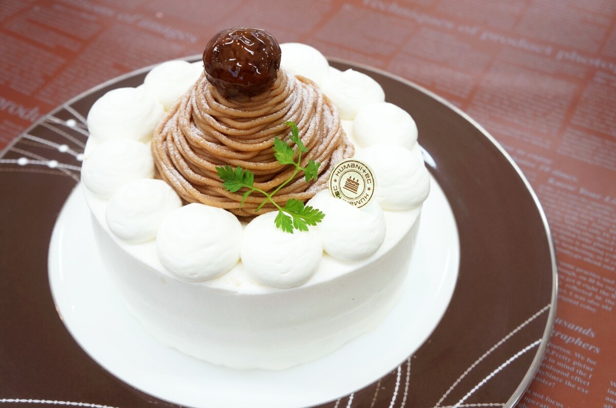 モンブランデコレーションケーキ