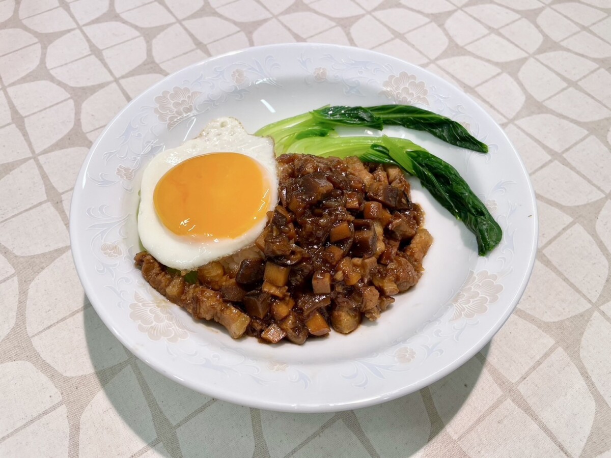 中華風豚の角煮丼